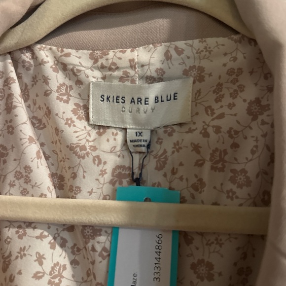 NWT Skies Are Blue Beige Blazer - Picture 2 of 3